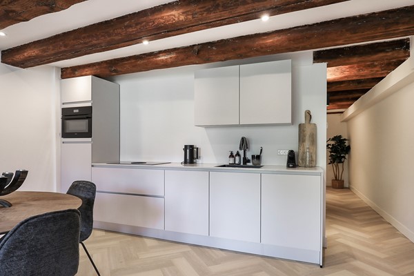 Medium property photo - Nieuwezijds Voorburgwal, 1012 RZ Amsterdam